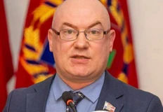 🤓Жучки, накупившие за последние 5 лет по 10 инвестиционны квартир — навострили уши. Коммунисты предлагают экспроприировать их собственность в пользу бедных
