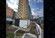 😂Районные каналы сообщают, что ТЦ Небо соорудил такое вот шикарное благоустройство для жильцов близлежащего ЖК Лучи от ЛСР