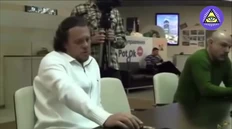 🤓Когда бизнес компании Mirax скатился в яму, кто-то из пиарщиков (точно не без участия буйного гения Сергея Юрьевича) придумал устроить публичное реалити из происходящего внутри компании