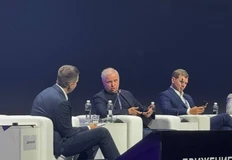 🤓Ручьев качает любимую нами тему «квартира от государства», как способ развития рынка