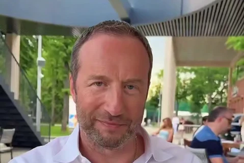аа