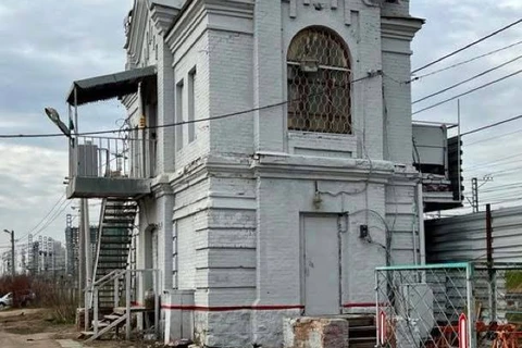 🤔Неравнодушные граждане сообщают, что в Москве на Валаамской улице снесли бывший телеграфный пост «литер 0»